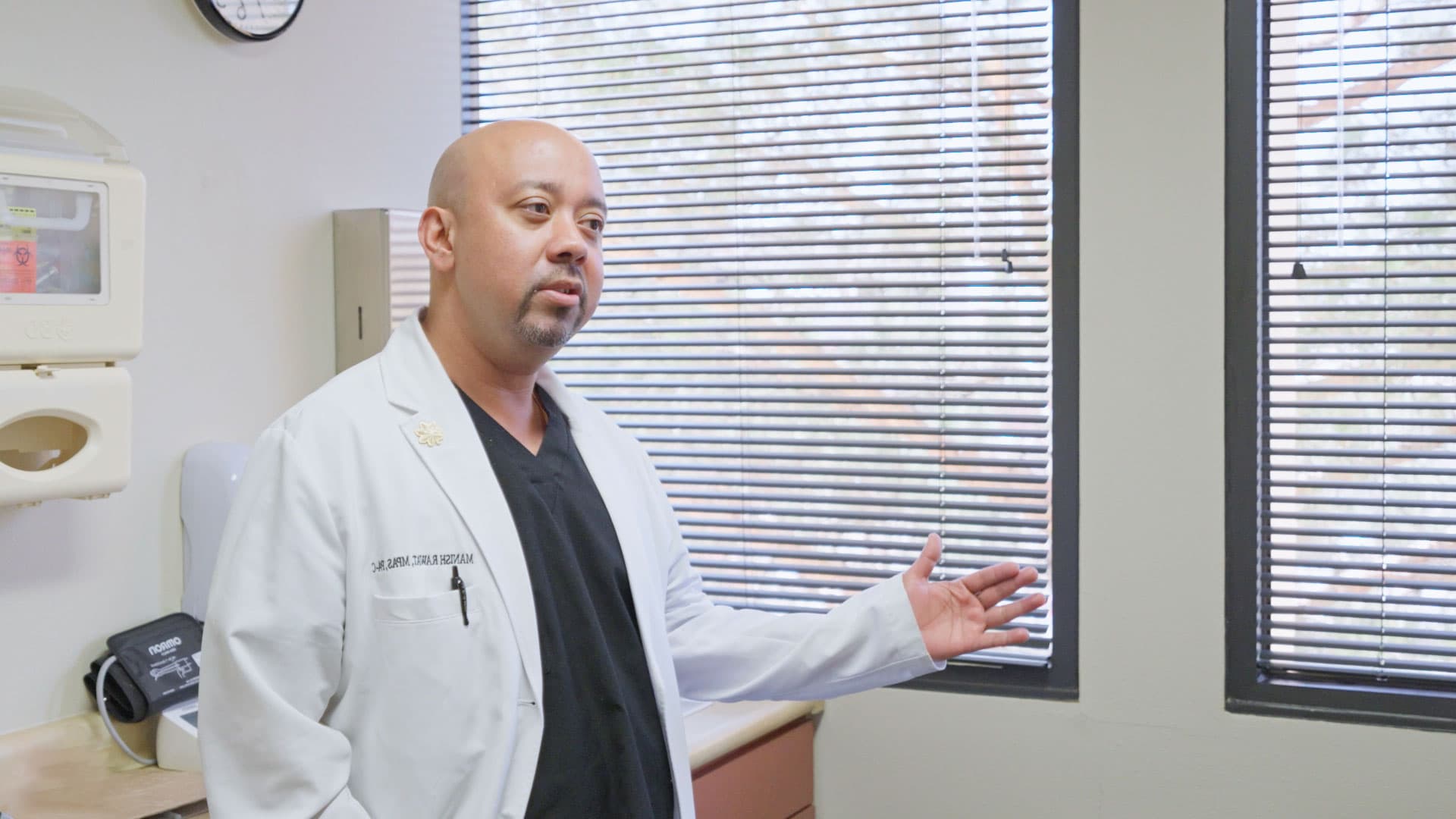 3A Research clinician in an exam room